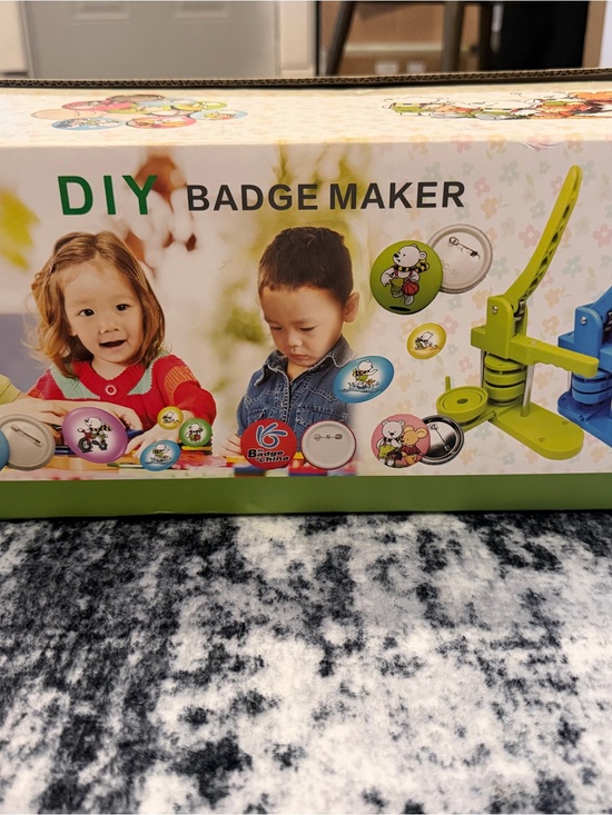 Other - DIY Badge Maker Kids Craft Kit - Green